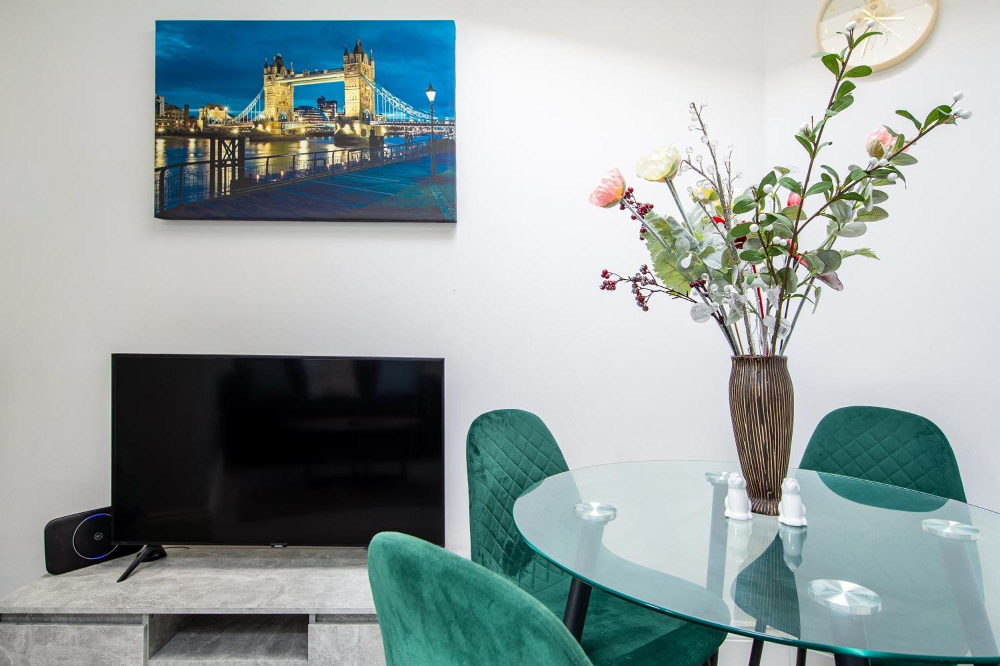 Cosy Underground Oasis: Central London Gateway Exterior photo